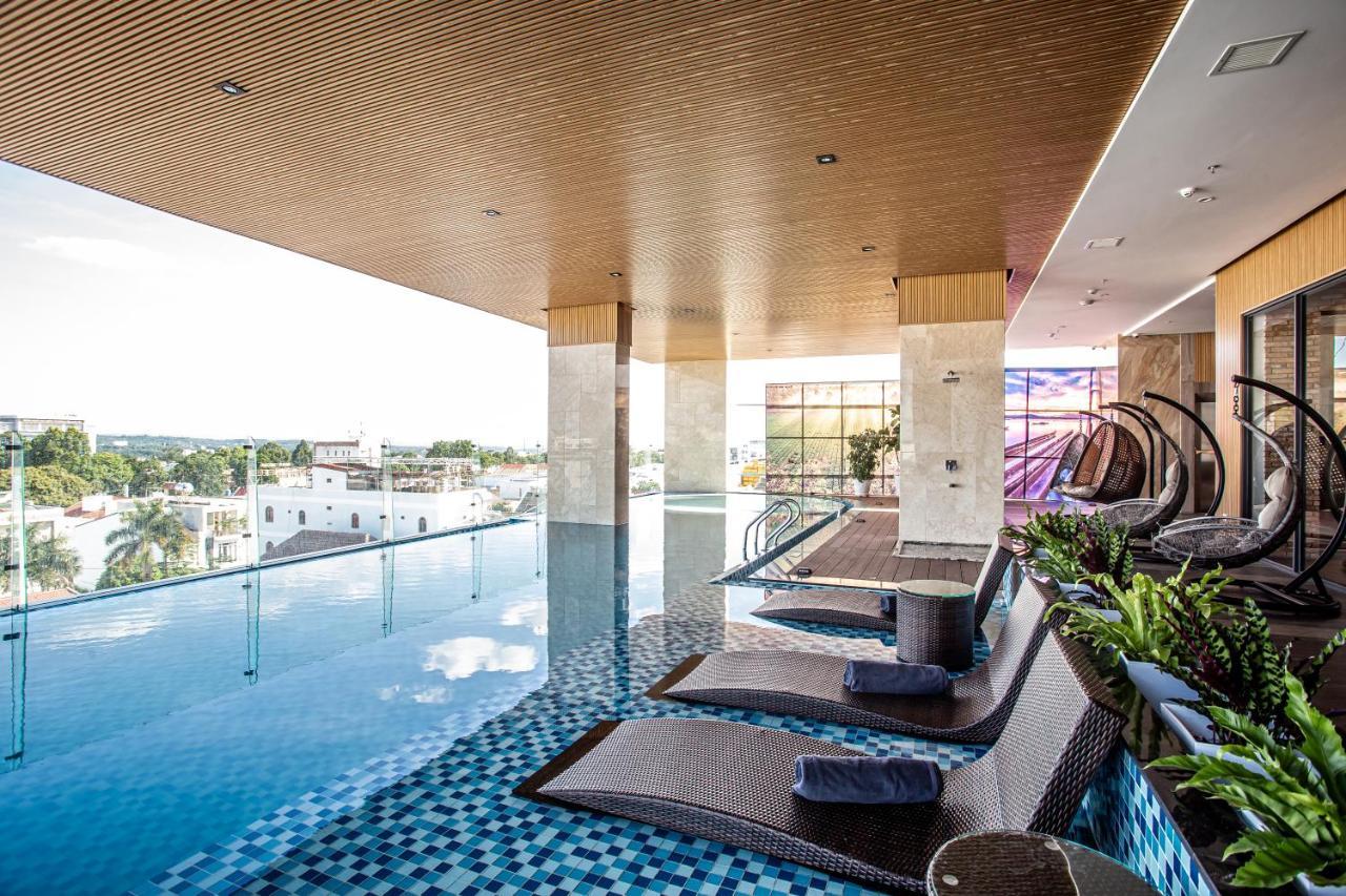 Thanh Mai Hotel Буон Ма Туот Екстериор снимка